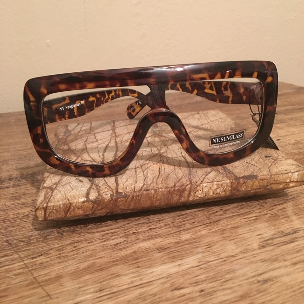 NEW NY FASHION SUNGLASSES